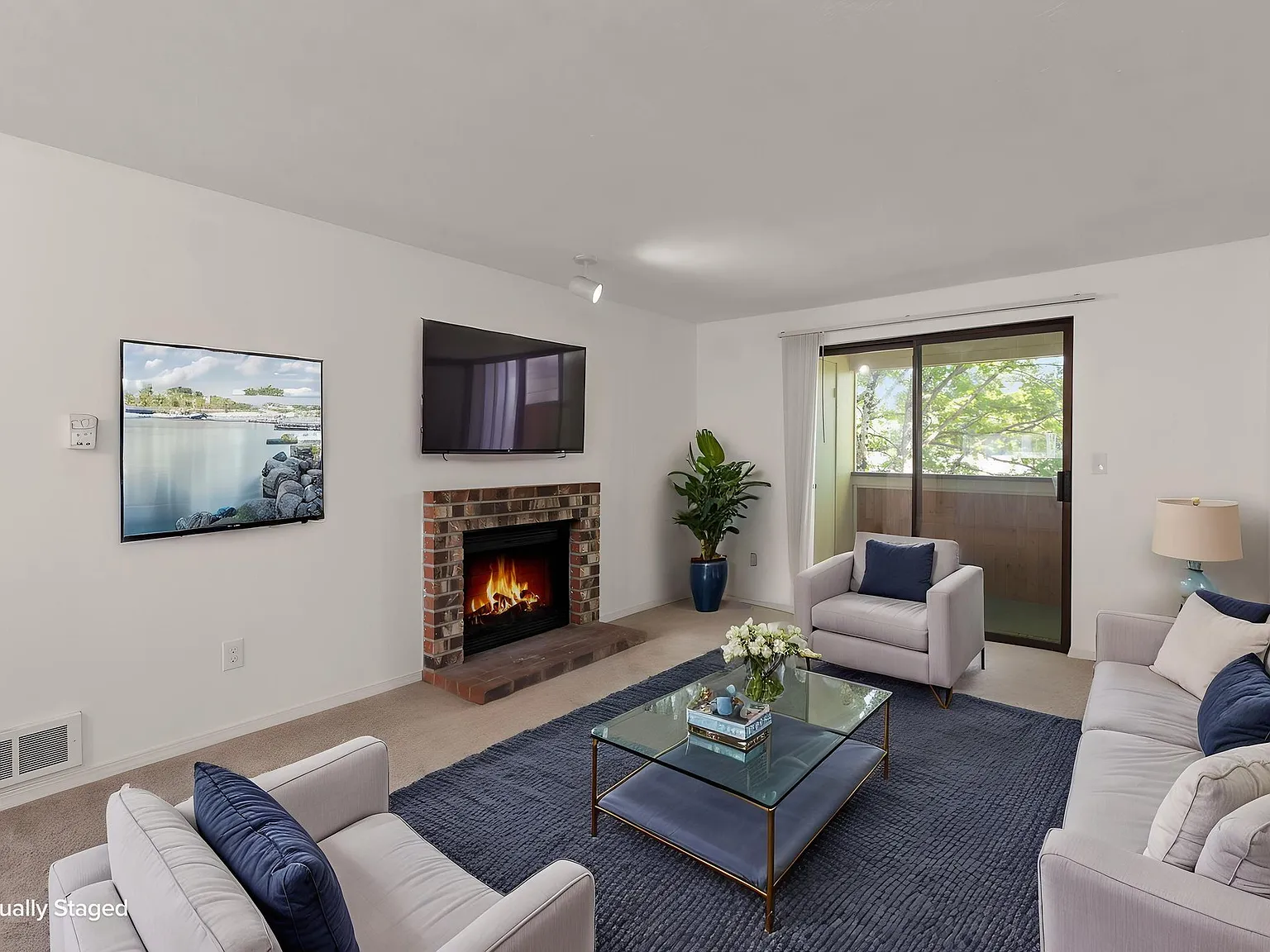 2 bed, 841 sqft, $1,550 — Photo 3
