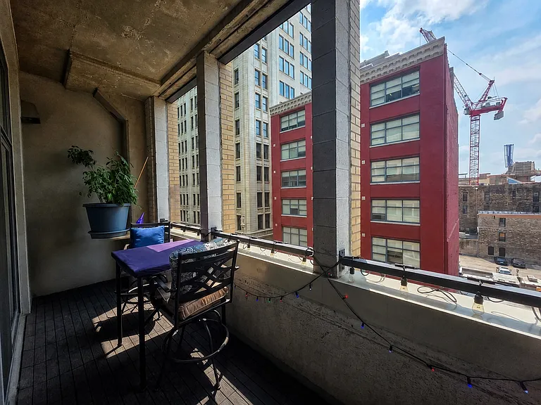565 W Quincy St #515 — Photo 15