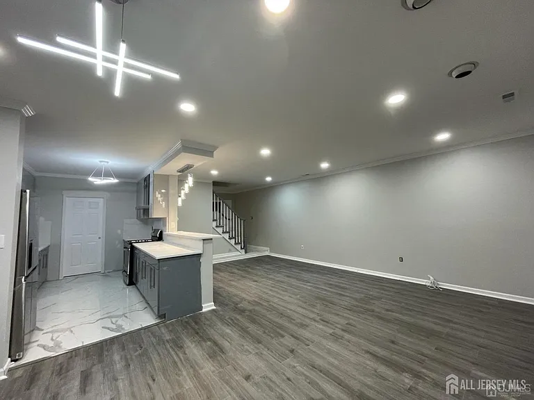 42 Ashford Dr — Photo 21