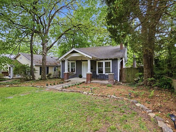 3rd image of 5017 Woodlawn Dr