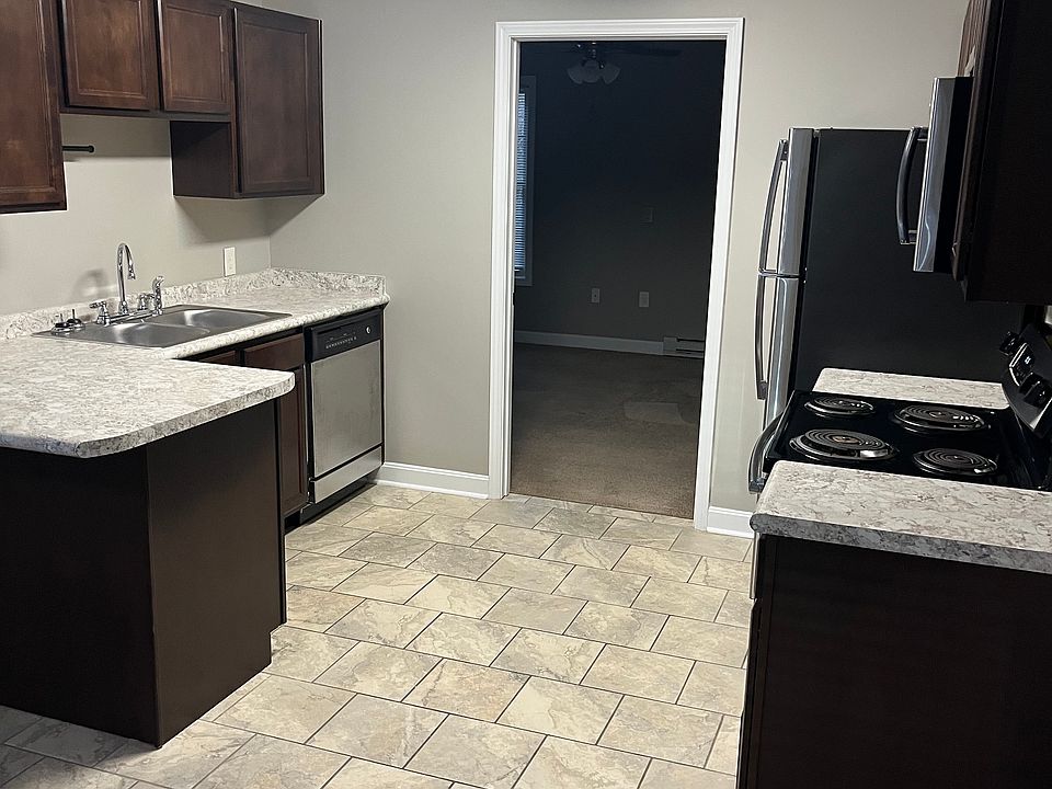 1st image of 412 Southern Cross Dr #15
