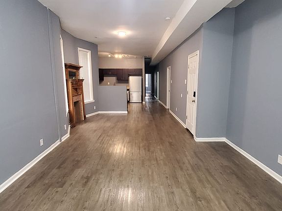 5th image of 4437 S Prairie Ave APT 2
