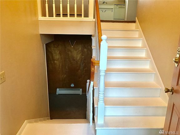 4th image of 4016 Shadow Cir NE