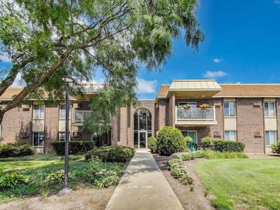 1501 E Churchill Dr APT 204, Palatine, IL, 60074