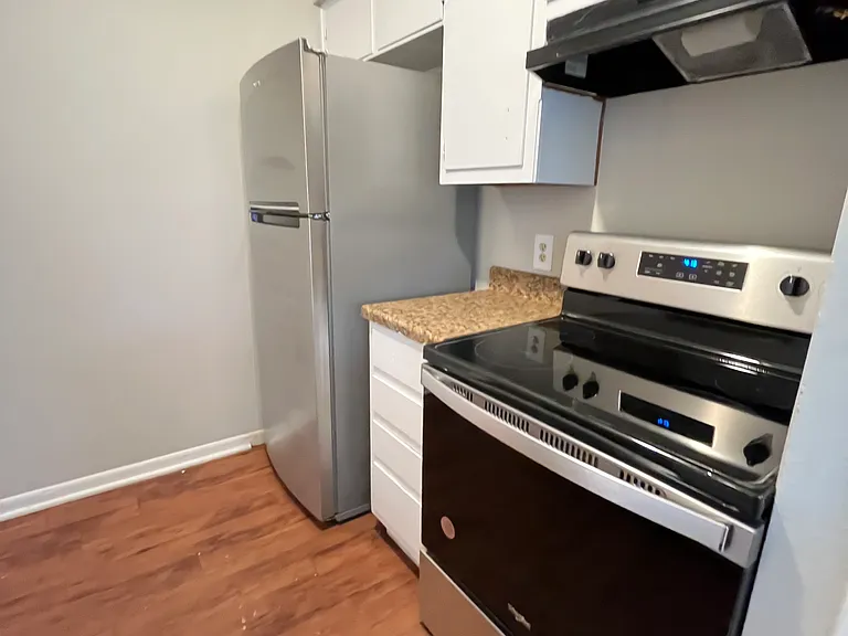 1205 Glenda Dr — Photo 6