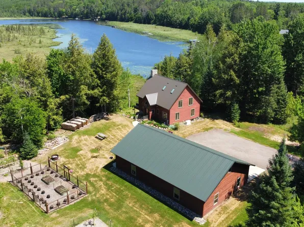 670 McGuire Rd, Elcho, WI 54428