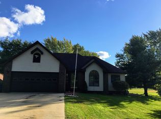 12775 7b Rd, Plymouth, IN 46563