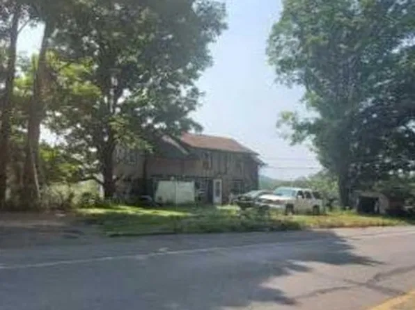 1081 E Main St, Reynoldsville, PA 15851