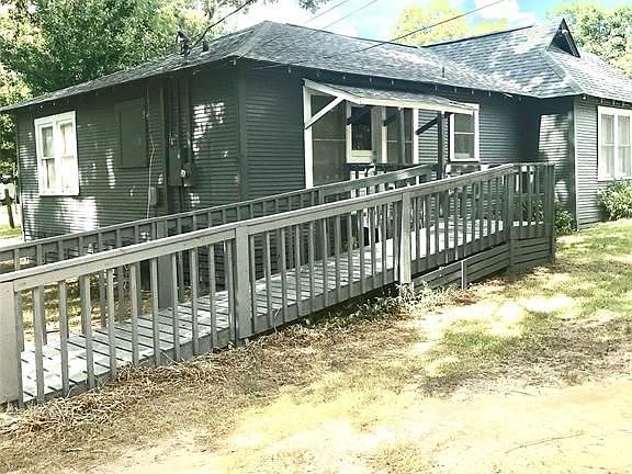 2nd image of 907 N Drew Ave