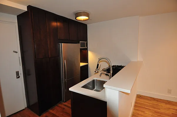 Rented by Village Dwellings | media 31