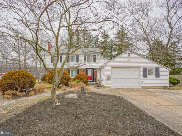 400 Wayland Rd, Cherry Hill, NJ 08034