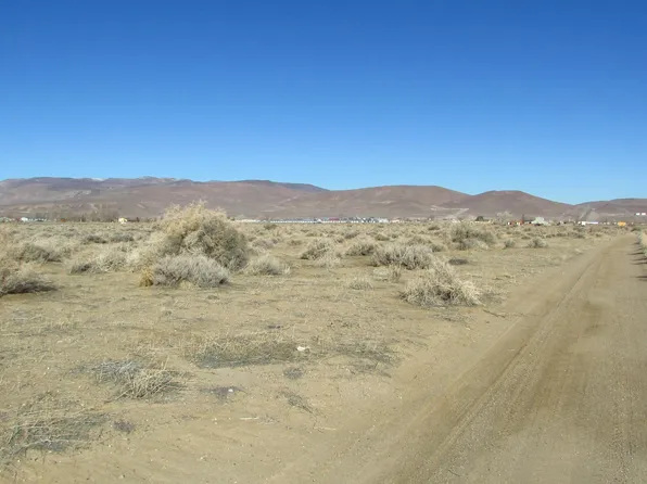 3810 Fort Churchill Rd, Silver Springs, NV 89429