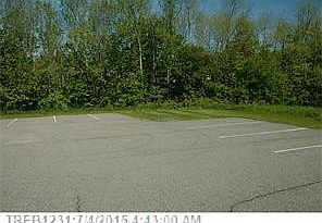 3rd image of Rockland St