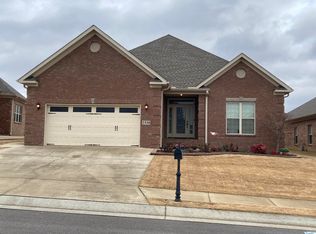 2338 Aldingham Dr SW, Decatur, AL 35603