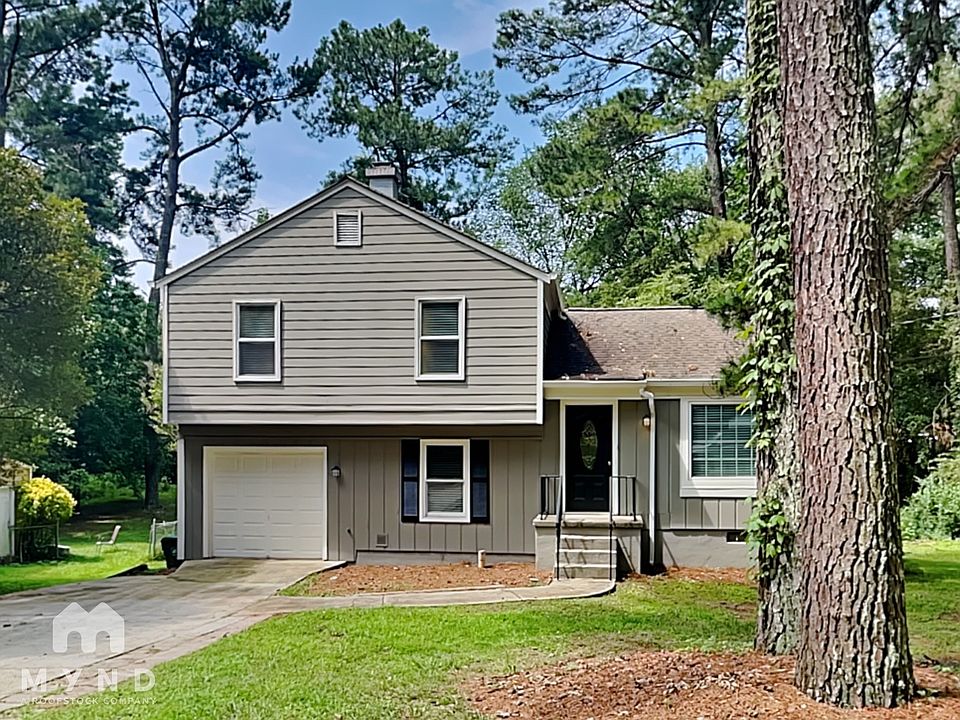 1st image of 429 Sherwood Cir