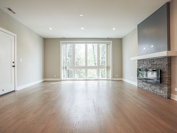 5th image of 2536 N 72nd Ct #2S