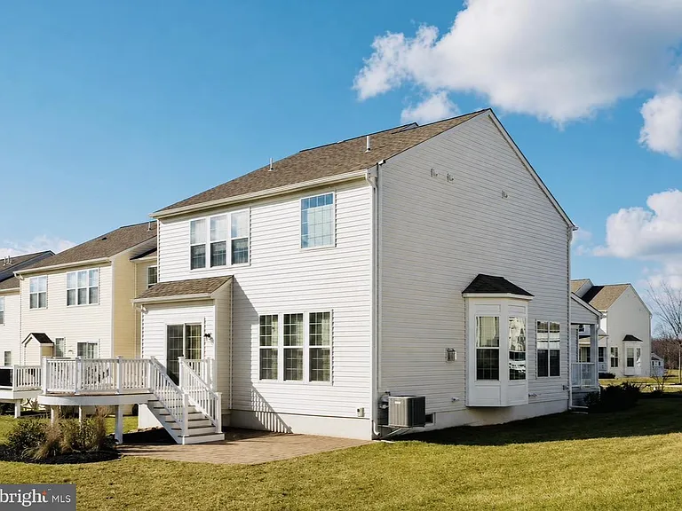 288 N Caldwell Cir — Photo 3