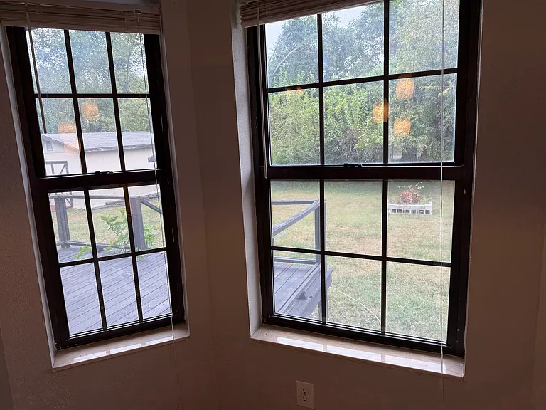 436 S Suburban Ave — Photo 6