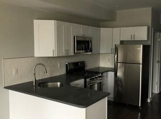 5433 Christian St #3, Philadelphia, PA 19143