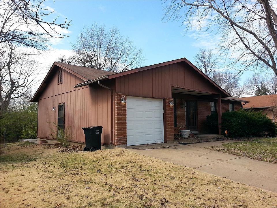 1st image of 11339 Aspen Woods Dr