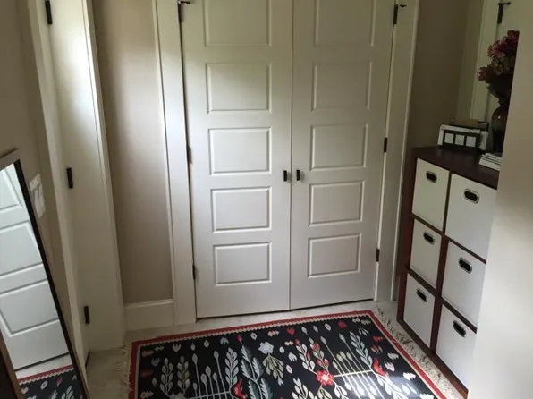 163 Hillside St #Basement, Asheville, NC 28801