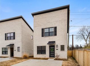 1506 W Cato Springs Rd, Fayetteville, AR 72701