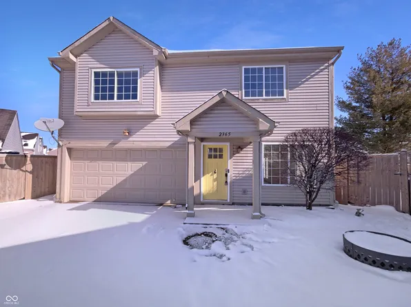 2365 Grand Fir Dr, Greenwood, IN 46143