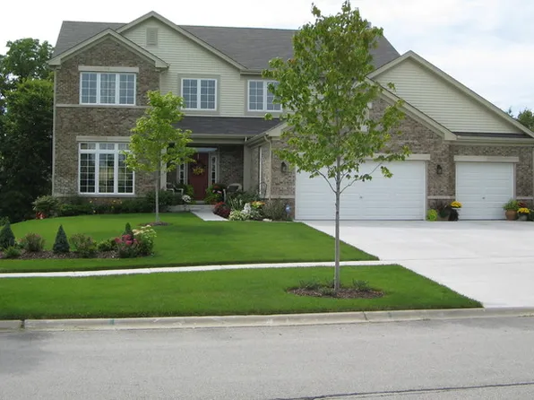 26315 W Ravine Woods Dr, Channahon, IL 60410