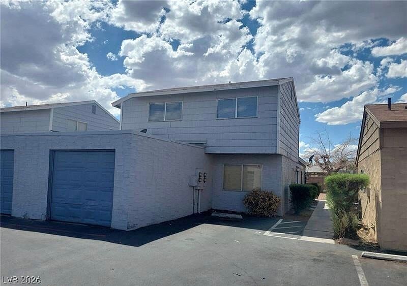 1st image of 5235 Gray Ln
