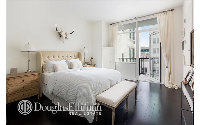 Rented by Douglas Elliman | media 33