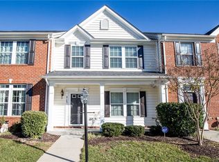 8165 Creekside Village Dr, Mechanicsville, VA 23111