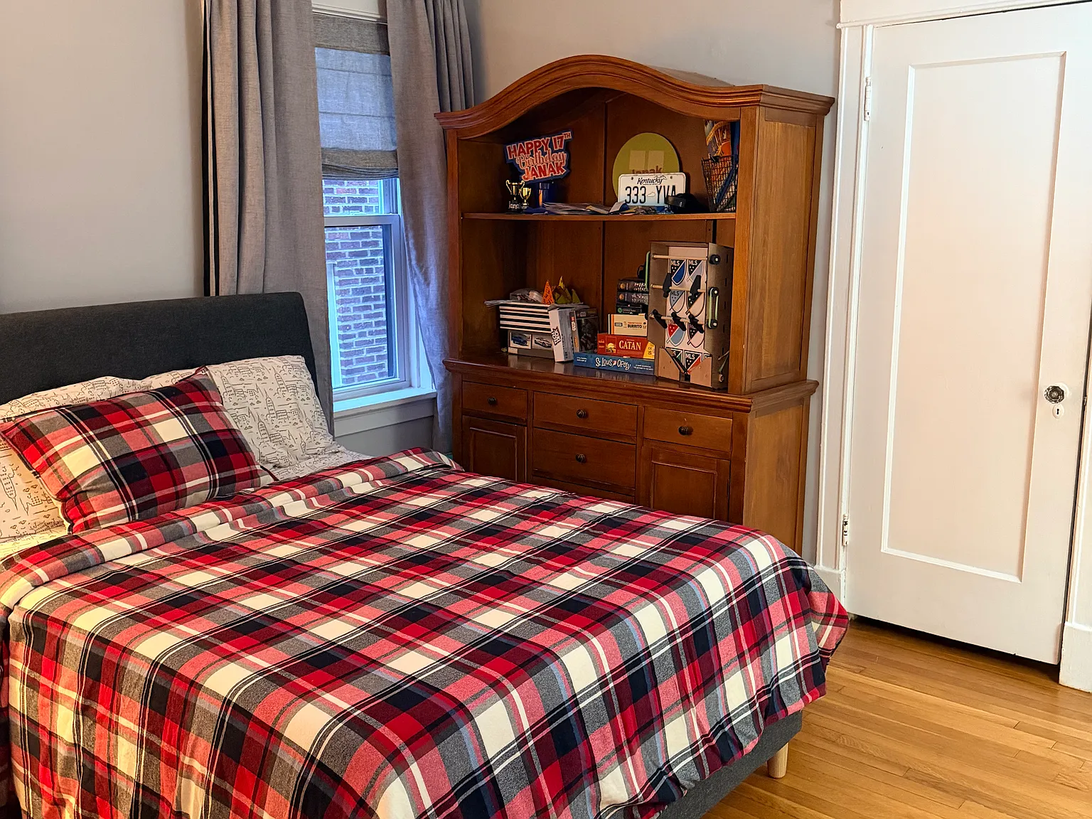 3 bed, 1771 sqft, $2,900 — Photo 2