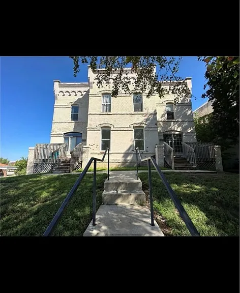 808 Des Moines St #810-1 — Photo 8