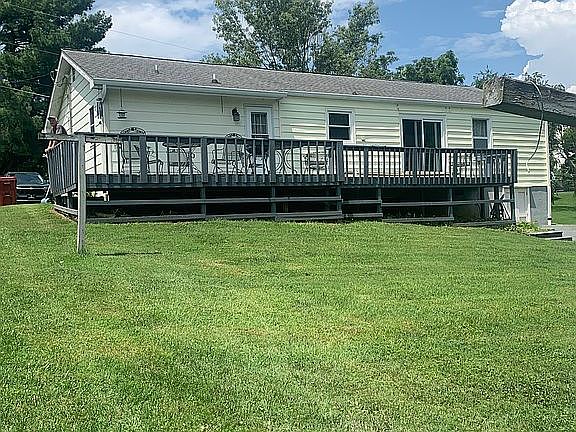 5th image of 811 Lacy St