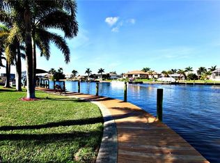 5211 Seminole Ct, Cape Coral, FL 33904