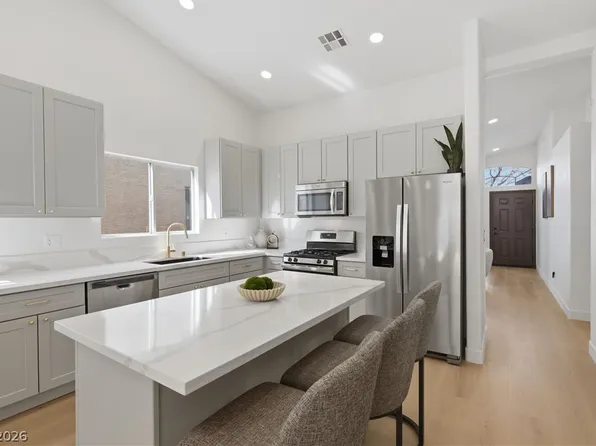 4707 Chestnut Blaze Dr, North Las Vegas, NV 89032