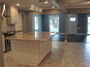 101 Carrollton Ave, Shreveport, LA 71105