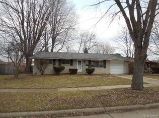 7712 Kaiser St, Canton, MI 48187