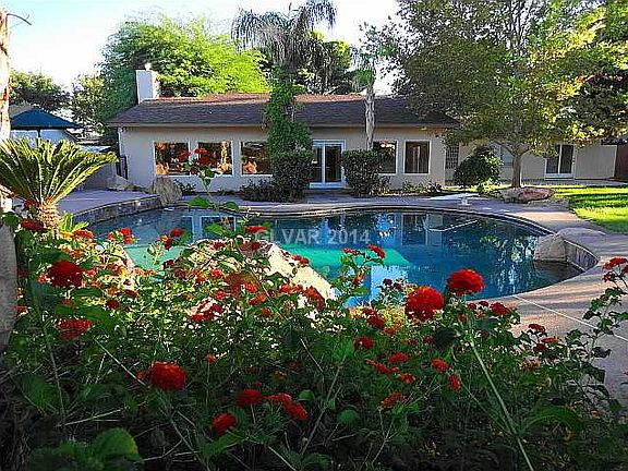 4th image of 2884 Horseshoe Dr