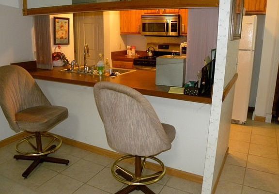 2nd image of 8080 Harbor Creek Dr APT 401