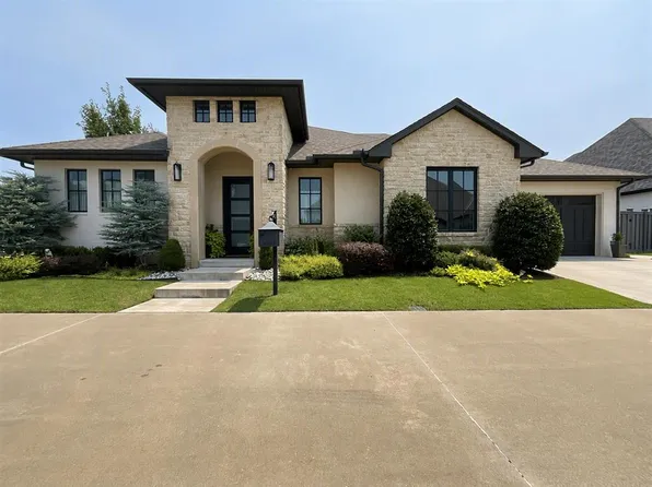 16416 Rhone Dr, Edmond, OK 73013