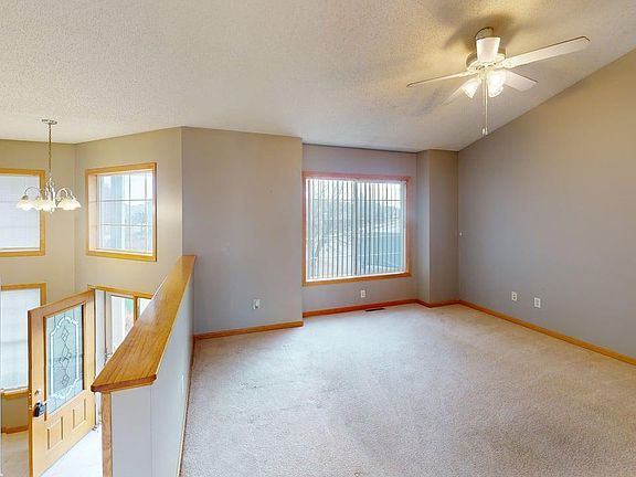 2nd image of 17088 Trillium Ln