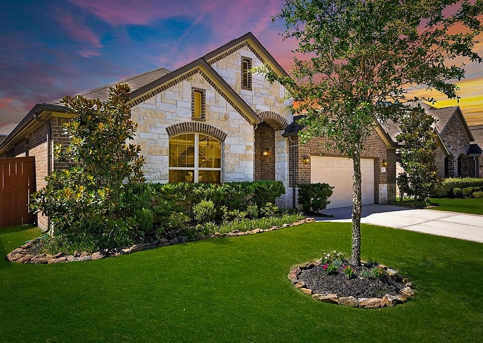 1st image of 22710 Soaring Woods Ln