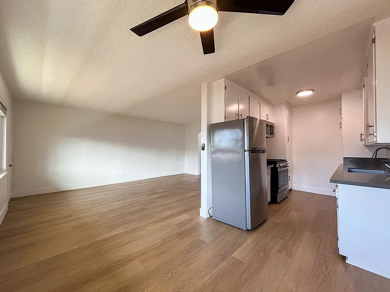 3910 Coco Ave — Photo 6
