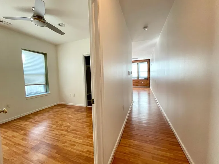 120 S 46th St #2B — Photo 20