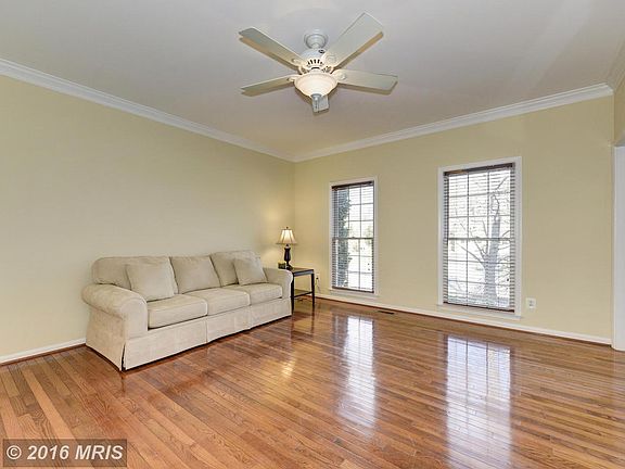 5th image of 13015 Monroe Manor Dr