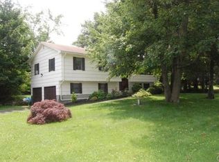 21 Arlene Ct, Beacon Falls, CT 06403