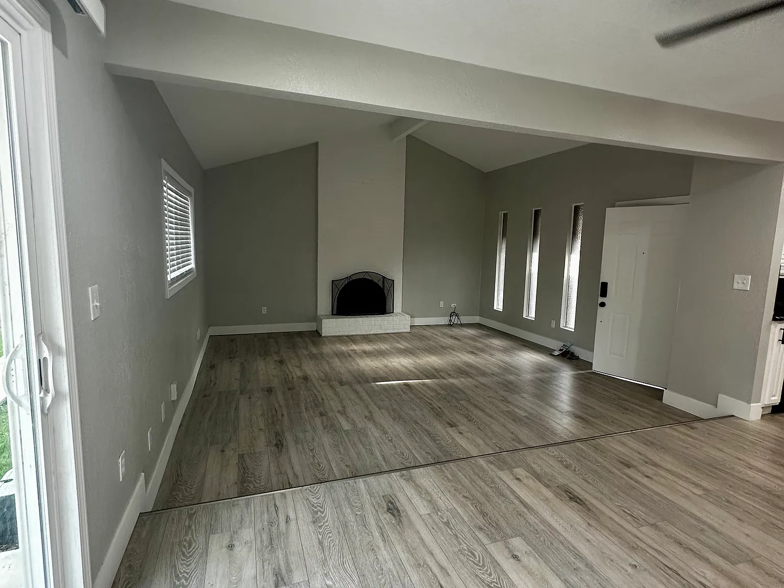 1437 Ponce De Leon Ave — Photo 2
