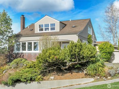 902 W Blaine Street, Seattle, WA, 98119