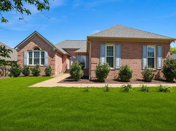 5725 Chadwick Ln, Brentwood, TN 37027